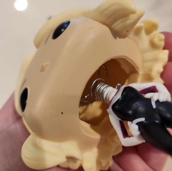 Funko Pop! Vinyl: Marvel - Spider-Gwen (Into the Spider-Verse) 405 - Picture 4 of 5